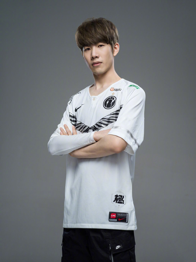 徘徊在20 徘徊在20